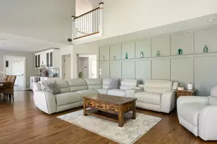 11 Walnut St, Freetown, MA 02702 - Photo 10