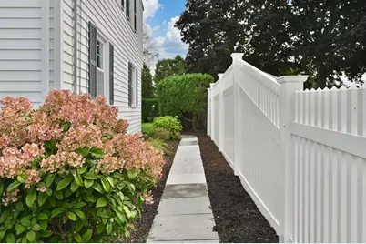 8 Irving St, Danvers, MA 01923 - Photo 34