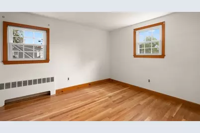 8 Irving St, Danvers, MA 01923 - Photo 28