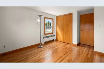 8 Irving St, Danvers, MA 01923 - Photo 22