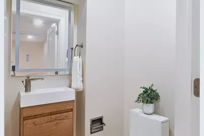 19 Charnock St #2, Beverly, MA 01915 - Photo 18