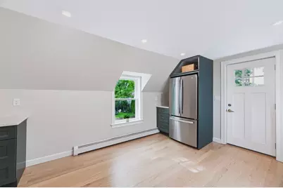 19 Charnock St #2, Beverly, MA 01915 - Photo 8