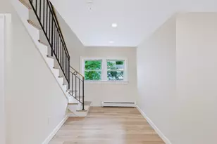 19 Charnock St, Beverly, MA 01915 - Photo 16