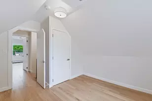 19 Charnock St, Beverly, MA 01915 - Photo 28