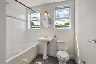 62 Redfield St, Boston, MA 02122 - Photo 32
