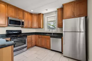 62 Redfield St, Boston, MA 02122 - Photo 20