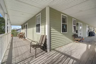 62 Redfield St, Boston, MA 02122 - Photo 36