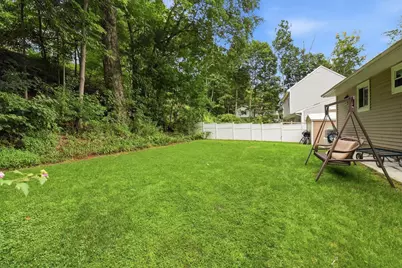 48 Sorrento St, Worcester, MA 01602 - Photo 2