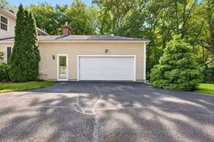 76 McLean St, Wellesley, MA 02481 - Photo 4