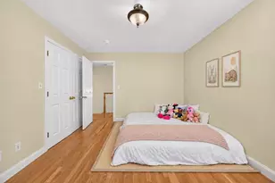 76 McLean St, Wellesley, MA 02481 - Photo 24