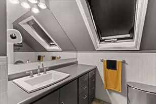 15 Whitten St, Boston, MA 02122 - Photo 20