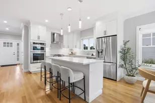 14 Blueberry Hill Ln, Melrose, MA 02176 - Photo 6