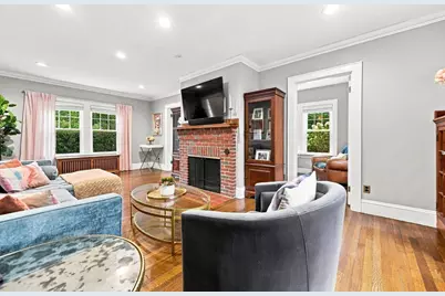 6 Geneva Rd, Melrose, MA 02176 - Photo 4