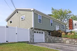 85 Forsyth Ave, Somerset, MA 02726 - Photo 4