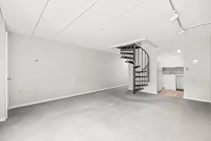 17 Healey St, Cambridge, MA 02138 - Photo 4