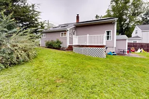 42 Clancy St, Swansea, MA 02777 - Photo 14