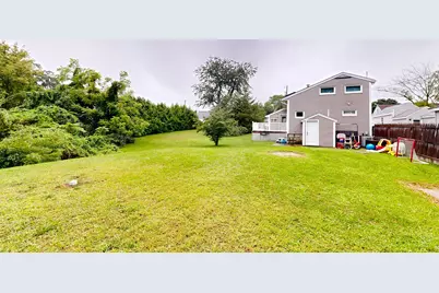 42 Clancy St, Swansea, MA 02777 - Photo 6