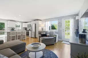 15 Commercial St, Yarmouth, MA 02664 - Photo 16