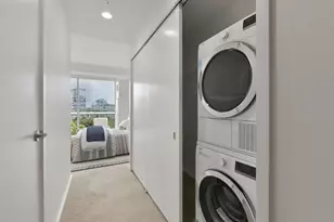 2 Earhart St, Cambridge, MA 02141 - Photo 20
