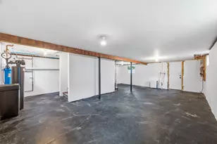 74 Pearl St, Woburn, MA 01801 - Photo 18