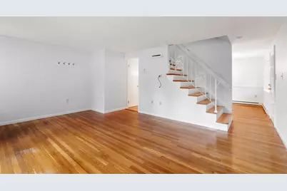 60 Lake St #E, Winchester, MA 01890 - Photo 6
