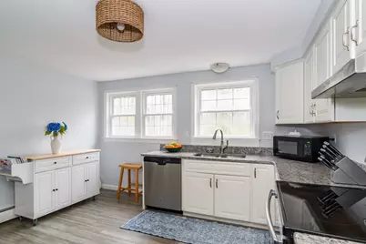 2 Sawmill Cir, Charlton, MA 01507 - Photo 10
