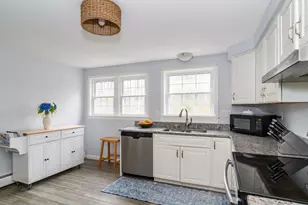 2 Sawmill Cir, Charlton, MA 01507 - Photo 10