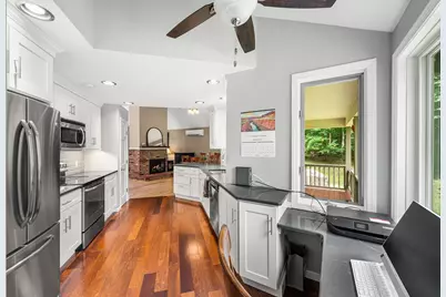 144 Baldwin St, Leicester, MA 01524 - Photo 12
