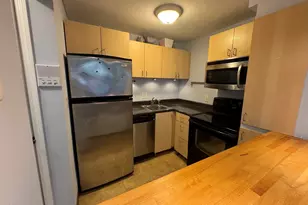 27 Senee Ct, Amesbury, MA 01913 - Photo 2