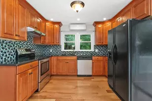 17 Churchill Rd, Winchester, MA 01890 - Photo 14