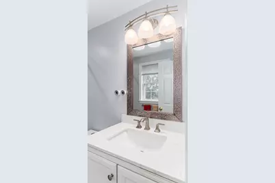 111 Marivista Ave, Waltham, MA 02451 - Photo 14