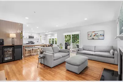 16 Country Candle Ln #16, Northborough, MA 01532 - Photo 8