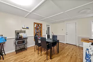 35 Pleasant St, Pittsfield, MA 01201 - Photo 8