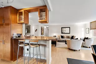 20 Hammond Pond Pkwy, Newton, MA 02467 - Photo 8