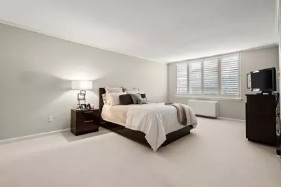20 Hammond Pond Pkwy #504, Newton, MA 02467 - Photo 16
