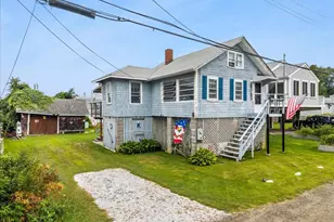 21 Channel St, Mattapoisett, MA 02739 - Photo 4