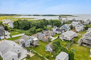 21 Channel St, Mattapoisett, MA 02739 - Photo 16