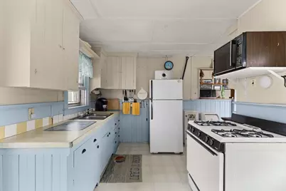 21 Channel St, Mattapoisett, MA 02739 - Photo 24