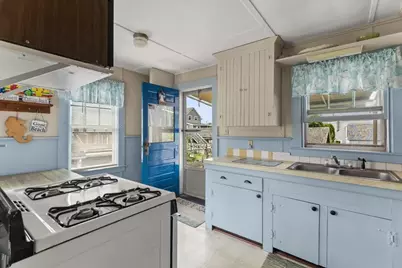 21 Channel St, Mattapoisett, MA 02739 - Photo 26