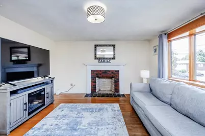 8 Judith Road, Peabody, MA 01960 - Photo 6