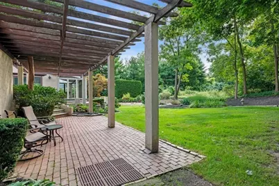 37 Phillips Beach Ave, Swampscott, MA 01907 - Photo 32