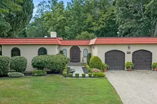 37 Phillips Beach Ave, Swampscott, MA 01907 - Photo 2