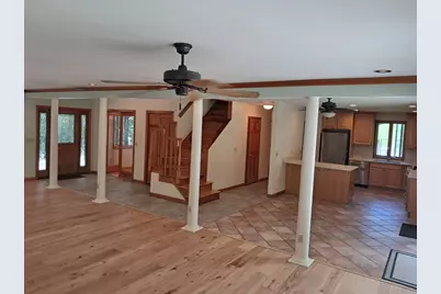 55 Howard St, Lunenburg, MA 01462 - Photo 6