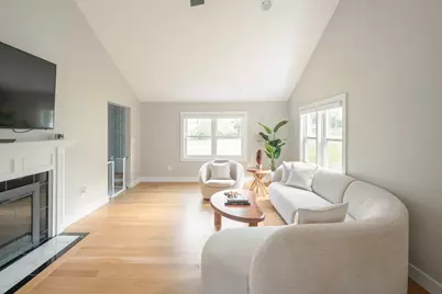 109 Country Ln, Westwood, MA 02090 - Photo 4