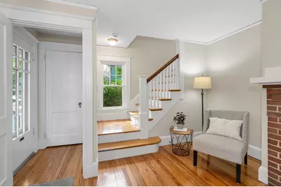 24 Thorndike Street, Reading, MA 01867 - Photo 4