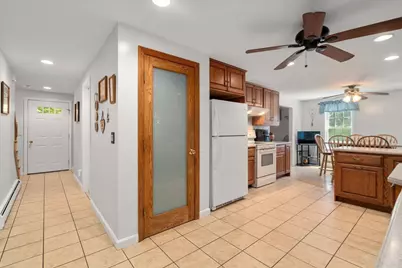 256 Stoneybrook Rd, Fitchburg, MA 01420 - Photo 8