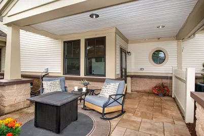 599 Washington St #9, Pembroke, MA 02359 - Photo 4