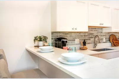 599 Washington St #9, Pembroke, MA 02359 - Photo 2