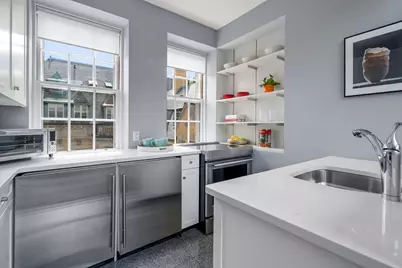 60 E Glen Road #303, Brookline, MA 02445 - Photo 4
