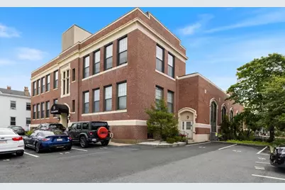 15 Ocean Ave #203, Winthrop, MA 02152 - Photo 2